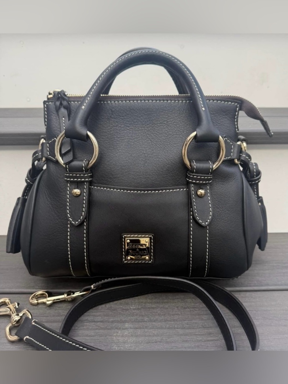 Dooney & Bourke Black Penrose Satchel in Excellent Condition